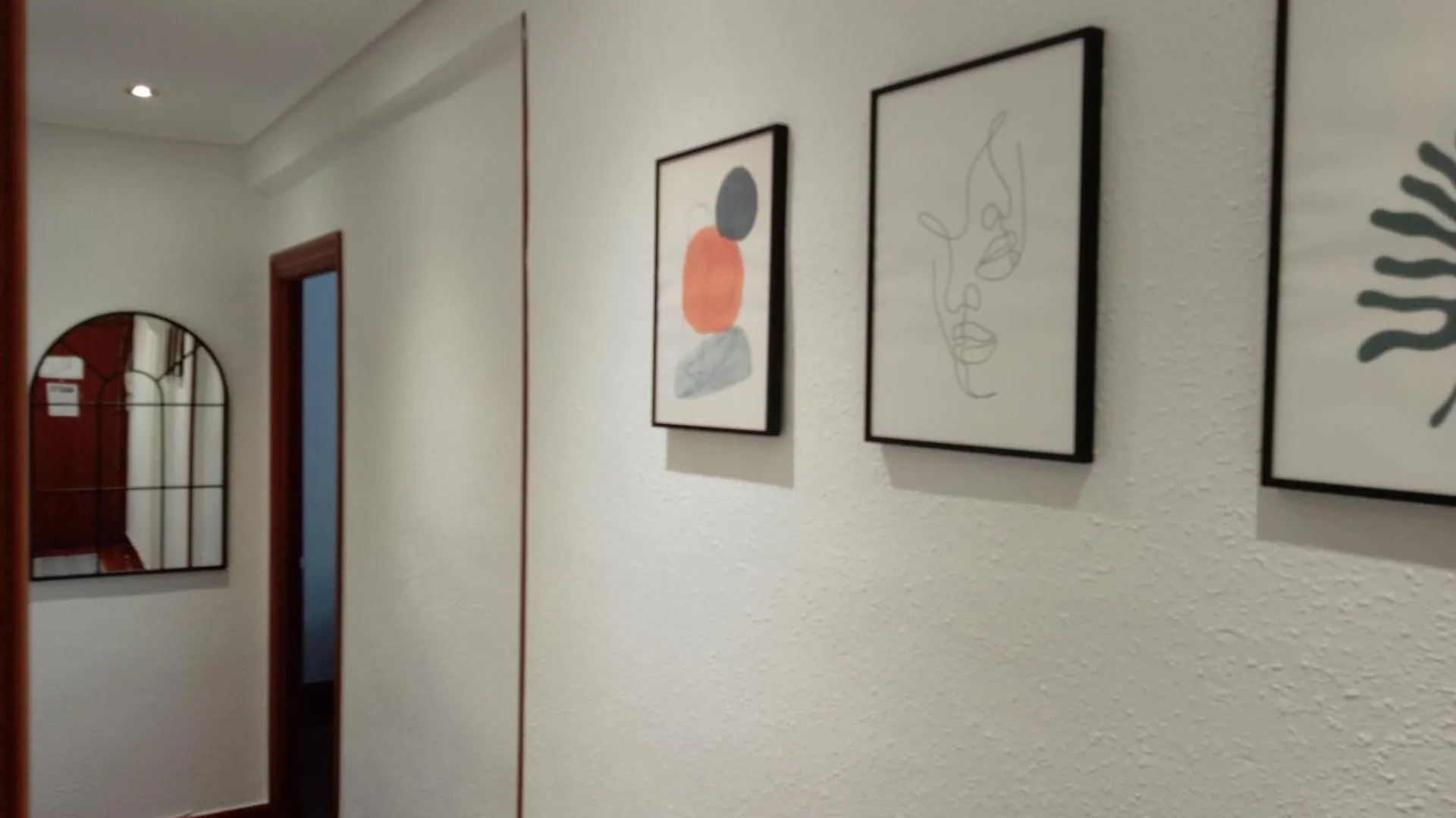Centro De Bilbao, Amplio, Ascensor Apartment  Bilbao